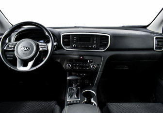 Подержанный автомобиль Kia Sportage 2021 года (10 фото)