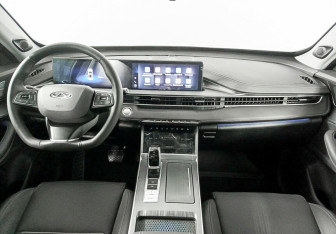 Подержанный автомобиль Chery Tiggo 7 Pro Max 2023 года (10 фото)