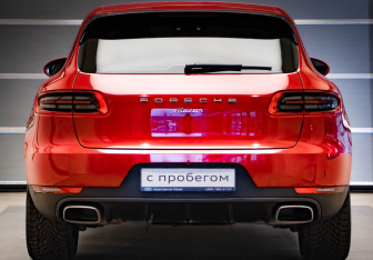 Подержанный автомобиль Porsche Macan 2017 года (5 фото)
