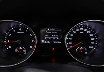 Подержанный автомобиль Kia Ceed Hatchback 2020 года (16 фото)