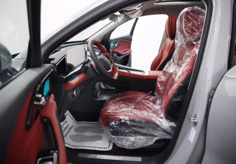 Подержанный автомобиль Exeed RX 2023 года (6 фото)