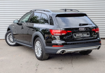 Подержанный автомобиль Audi A4 allroad 2019 года (7 фото)
