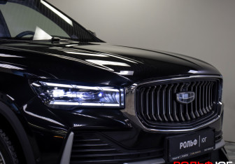 Подержанный автомобиль Geely Monjaro 2023 года (27 фото)