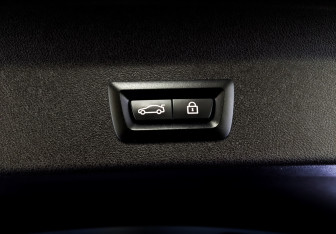 Подержанный автомобиль BMW X3 2020 года (27 фото)