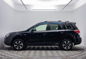 Подержанный автомобиль Subaru Forester Suv 2016 года (8 фото)