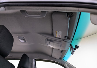 Подержанный автомобиль Toyota Hilux 2022 года (23 фото)