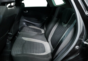 Подержанный автомобиль Renault Kaptur 2017 года (12 фото)