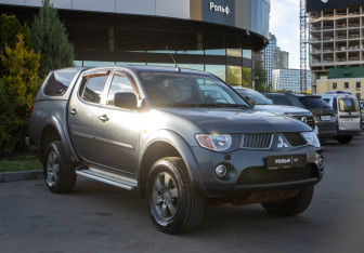 Подержанный автомобиль Mitsubishi L200 2008 года (2 фото)