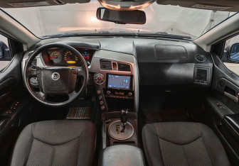 Подержанный автомобиль SsangYong Kyron 2012 года (11 фото)