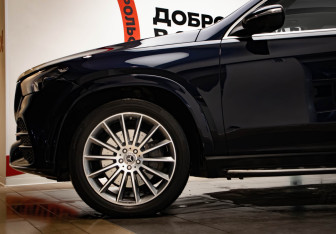 Подержанный автомобиль Mercedes-Benz GLE 2019 года (37 фото)