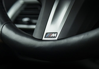 Подержанный автомобиль BMW X5 2023 года (20 фото)