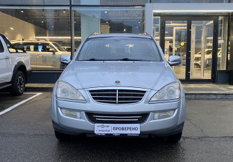 Подержанный автомобиль SsangYong Kyron 2009 года (2 фото)