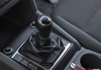 Подержанный автомобиль Volkswagen Amarok 2012 года (17 фото)