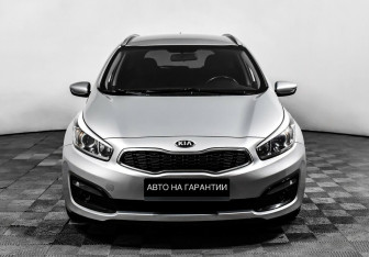 Подержанный автомобиль Kia Ceed Wagon 2017 года (2 фото)