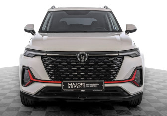 Подержанный автомобиль Changan CS35PLUS 2023 года (2 фото)