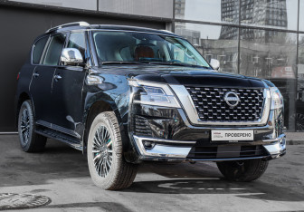 Подержанный автомобиль Nissan Patrol 2022 года (3 фото)