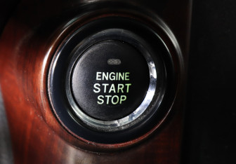 Подержанный автомобиль Toyota Land Cruiser Prado 2014 года (13 фото)