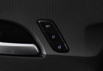 Подержанный автомобиль Hyundai Santa Fe 2019 года (14 фото)