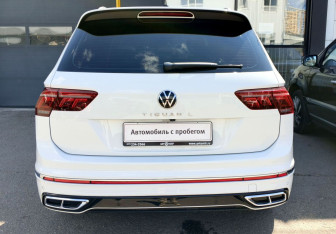 Подержанный автомобиль Volkswagen Tiguan 2023 года (6 фото)