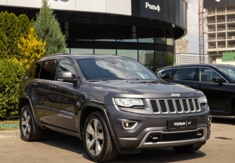 Подержанный автомобиль Jeep Grand Cherokee 2014 года (2 фото)