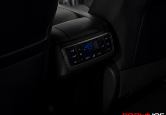 Подержанный автомобиль Toyota Highlander 2014 года (15 фото)