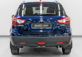 Подержанный автомобиль Suzuki SX4 Hatchback 2021 года (7 фото)