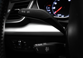 Подержанный автомобиль Audi Q5 2018 года (12 фото)