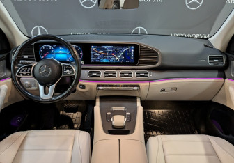 Подержанный автомобиль Mercedes-Benz GLE 2021 года (15 фото)