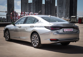 Новый Lexus ES 2025 (7 фото)