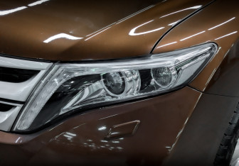 Подержанный автомобиль Toyota Venza 2014 года (17 фото)
