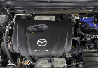 Подержанный автомобиль Mazda CX-5 2020 года (9 фото)