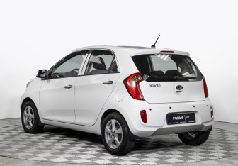 Подержанный автомобиль Kia Picanto 2012 года (7 фото)