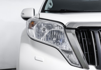 Подержанный автомобиль Toyota Land Cruiser Prado 2016 года (22 фото)