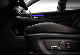 Подержанный автомобиль Changan UNI-K 2024 года (25 фото)