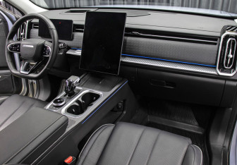 Подержанный автомобиль Jaecoo J7 2023 года (11 фото)