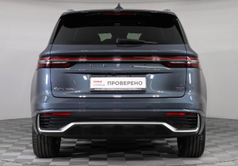 Подержанный автомобиль Geely Monjaro 2024 года (5 фото)