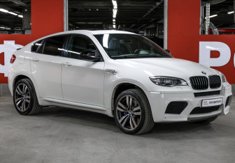 Подержанный автомобиль BMW X6 M 2012 года (3 фото)