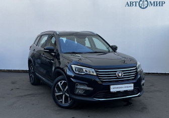 Подержанный автомобиль Changan CS75 2022 года (3 фото)