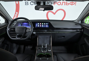 Подержанный автомобиль Omoda C5 2023 года (8 фото)