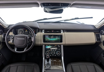 Подержанный автомобиль Land Rover Range Rover Sport 2021 года (14 фото)