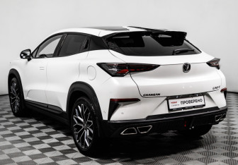 Подержанный автомобиль Changan UNI-T 2024 года (7 фото)