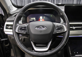 Подержанный автомобиль Chery Tiggo 8 Pro 2022 года (19 фото)