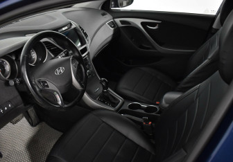 Подержанный автомобиль Hyundai Elantra Sedan 2014 года (7 фото)