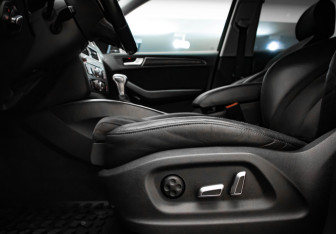 Подержанный автомобиль Audi Q5 2015 года (23 фото)