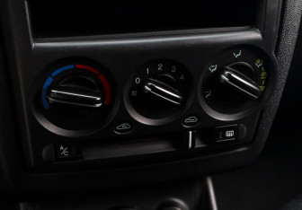 Подержанный автомобиль Hyundai Getz 2008 года (16 фото)