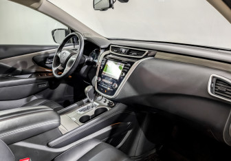 Подержанный автомобиль Nissan Murano Suv 2019 года (11 фото)