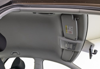 Подержанный автомобиль Volkswagen Polo Sedan 2015 года (22 фото)