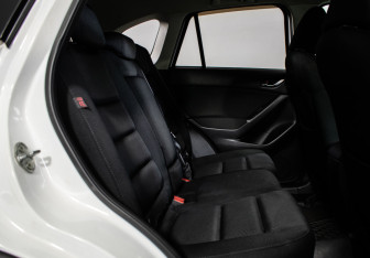 Подержанный автомобиль Mazda CX-5 2012 года (9 фото)