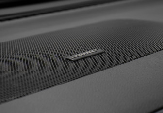 Подержанный автомобиль Infiniti Q70 2014 года (24 фото)