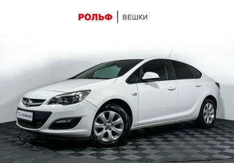 Подержанный автомобиль Opel Astra Sedan 2014 года (1 фото)